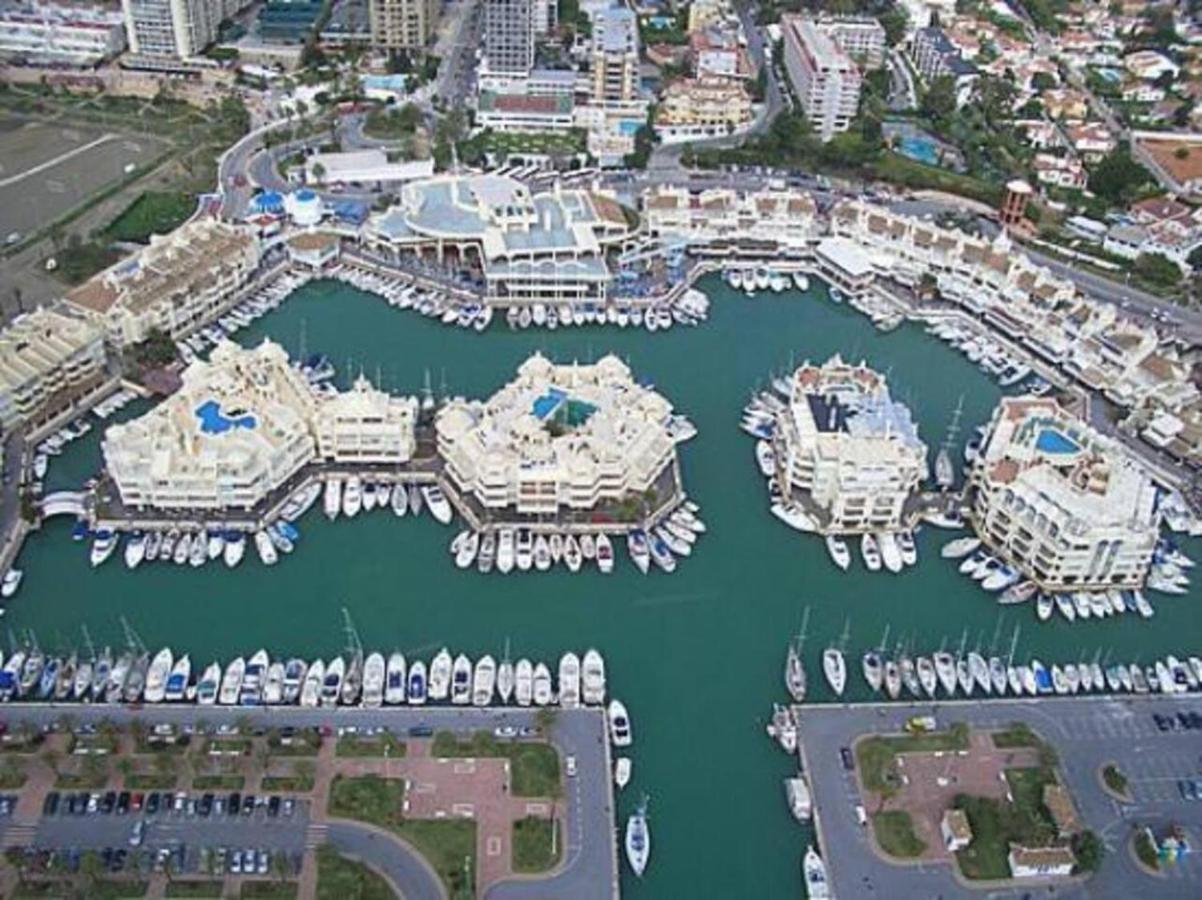 Puerto J2 Appartamento Benalmádena